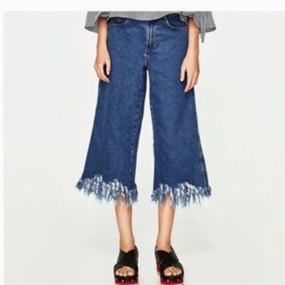 ZARA Hi Rise Frayed Hem Cropped wide leg Jeans 2